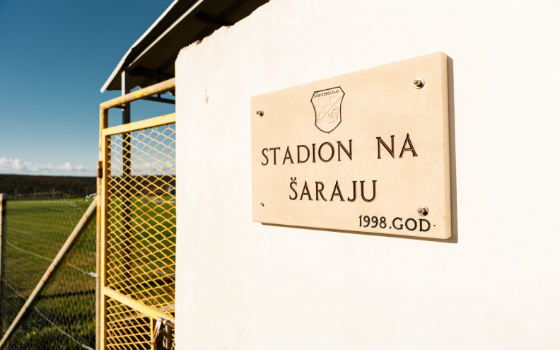 U Debeljaku će se graditi tribina s 350 mjesta