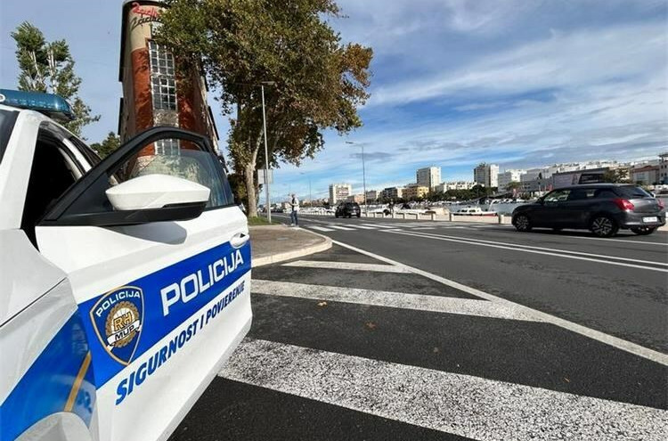 Dvojica muškaraca vozila pod utjecajem alkohola, uhićeni te su jučer dovedeni na sud u Zadru