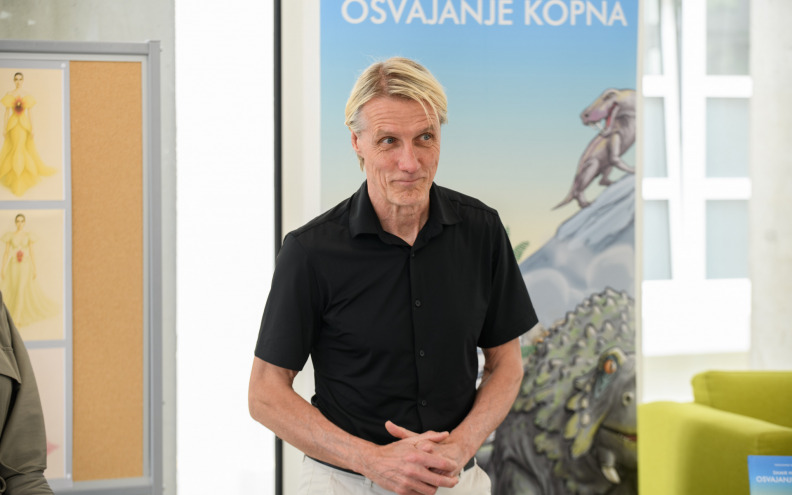 Damir Hoyka o fotografiji, pisanju SF romana i edukaciji mladih: 'Trudim se svojim radom mijenjati svijet'