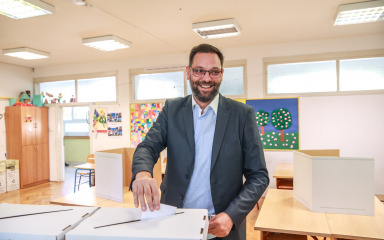 Jure Zubčić izašao na biralište