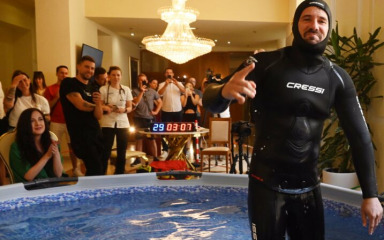 Vitomir Maričić oborio Guinnessov rekord, bez zraka bio 29 minuta