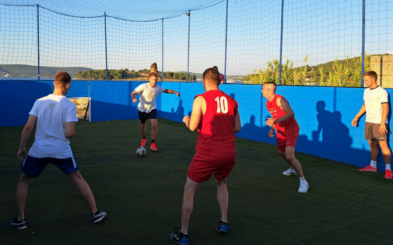 U Mrljanima se uspješno odigrava Cageball turnir