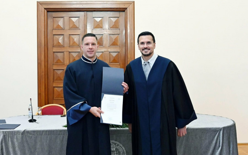 Stipe Vulić zaposlio suprugu jednog profesora, a drugi mu sjedi u Upravnom vijeću vrtića