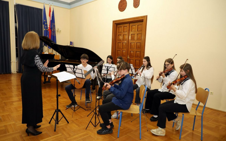 Učenici OGŠ sv. Benedikta pripremaju završni koncert