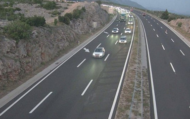 U prometnoj nesreći između čvorova Sveti Rok i Rovanjska poginuo motociklist