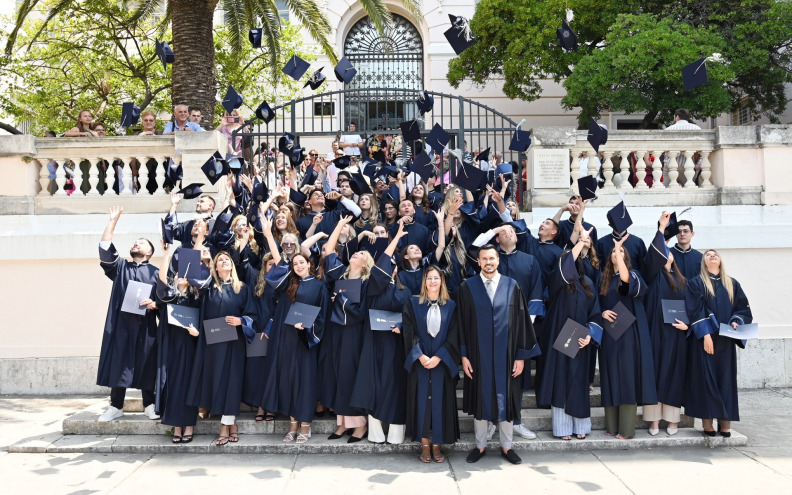 Promovirani prvostupnici Odjela za ekonomiju: 'Poslodavci će biti sretni što će imati vas u svom timu'