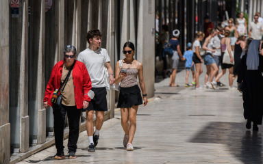 Početak tjedna topao s umjerenim vjetrom