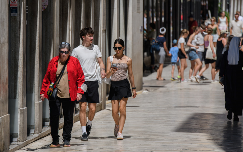 Početak tjedna topao s umjerenim vjetrom