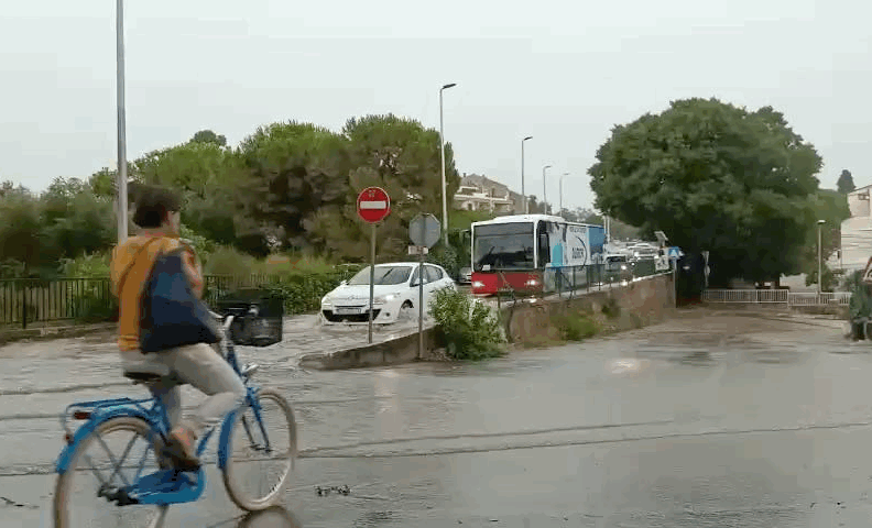 [FOTO/VIDEO] Nevrijeme pogodilo Zadar, grad je opet plivao!