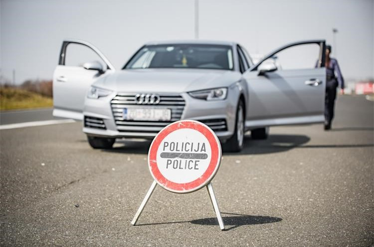 Na A-1 između Zadar Istok i Zadar Centar zaustavljen pri brzini od 200 km/h