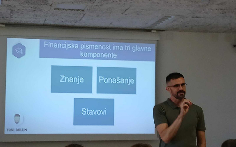 Toni Milun učio mlade o upravljanju novcem