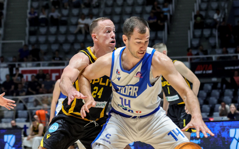 Lovro Mazalin i sljedeće sezone nosit će dres Zadra!