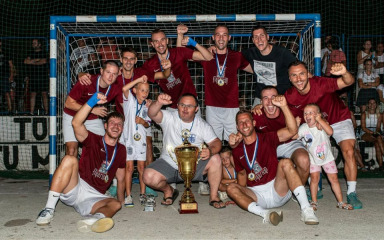 Luka Viduka pogurao Kontrol biro do titule na Bilom brigu