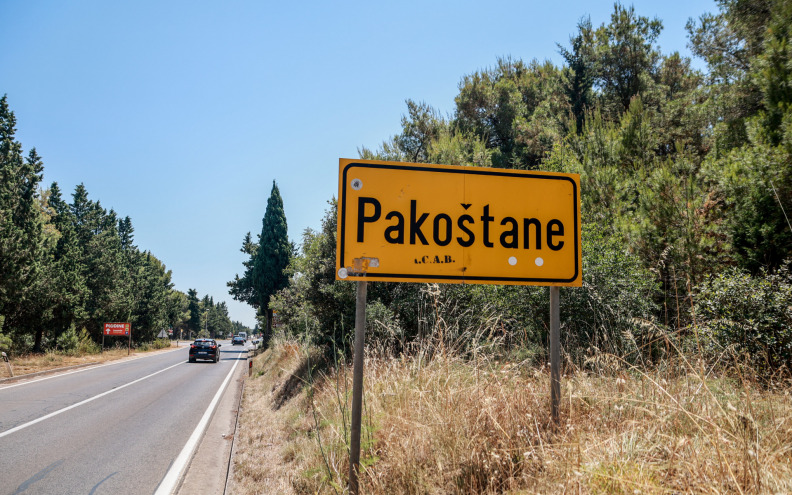 DOBIO VELIKU KAZNU! Napravio niz prometnih prekršaja, zaustavljen kod Pakoštana, isključen iz prometa