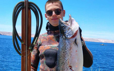 Roko Kršulović ulovio lososa kapitalca!