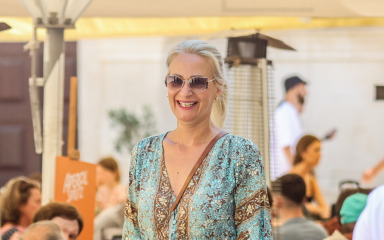 U FOTOOBJEKTIVU Dame na špici pokazale što se nosi ovog ljeta