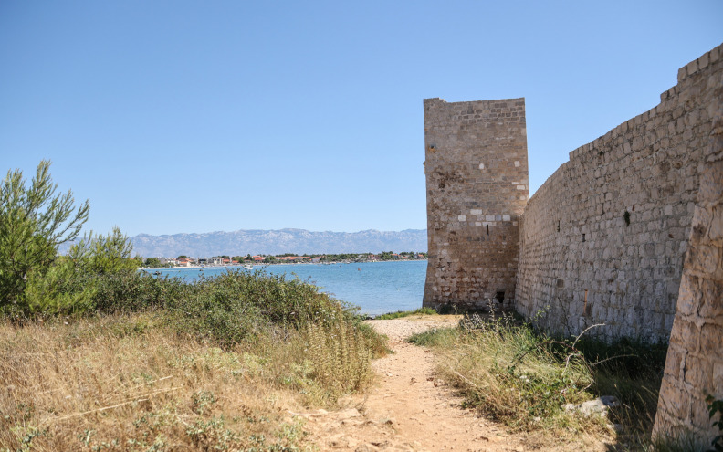 Povijesna utvrda Kaštelina: priča o strahu, nadi i opstanku