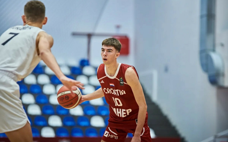 Zadranin Luka Bičić predvodio juniorsku reprezentaciju u preokretu