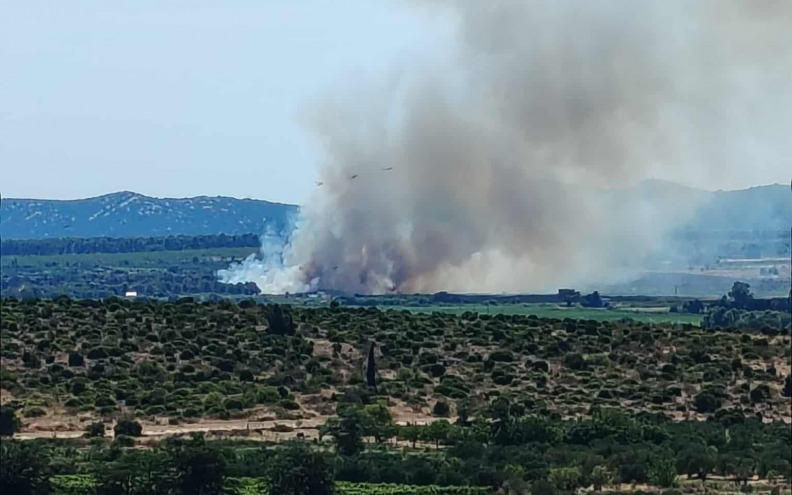 [FOTO/VIDEO] Izbio novi požar kod Pakoštana, u pomoć pozvani kanader i airtractor