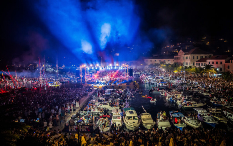 Domaći novinar o koncertu za Olivera: ‘Ovo Thompson nikad neće imati, taman skupio milijun ljudi’