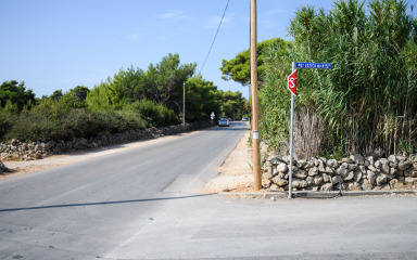 KRAĐA U VIRU Nepalka ukrala novac i zlatni nakit 52-godišnjakinje, prijavljena je!