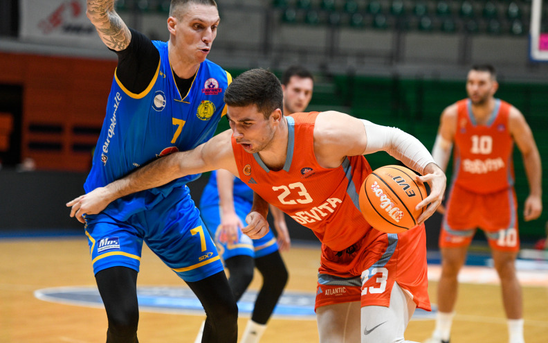 Tomislav Buljan prešao u New Mexico Lobose