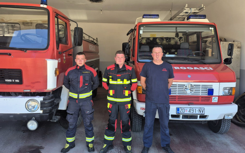 Na ljetno dežurstvo u Ugljan stigli vatrogasci iz Ivanić-Grada