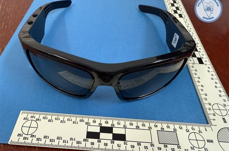 Pedofil iz Italije snimao golu djecu na plaži u Istri