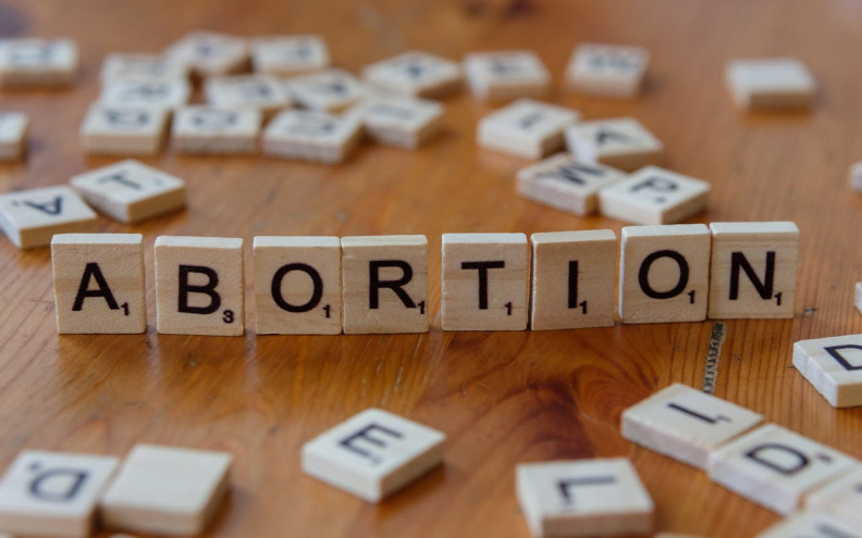 Raste udio tinejdžerskih pobačaja u Hrvatskoj