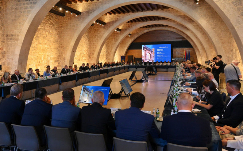 Dujela i Sjauš sudjelovali na sastanku s premijerom Plenkovićem