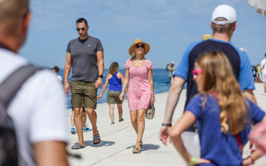 MODNA ANALIZA Svježe modne ideje za ljeto sa zadarskih ulica