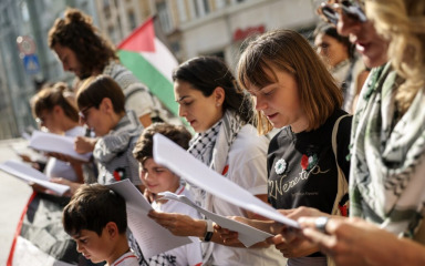 Greta Thunberg u središtu Sarajeva čitala imena ubijene djece u Gazi