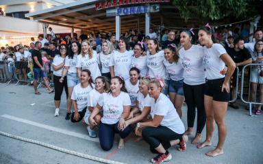 Zbog nevere odgođena Utrka magaraca i koncert Jole u Posedarju