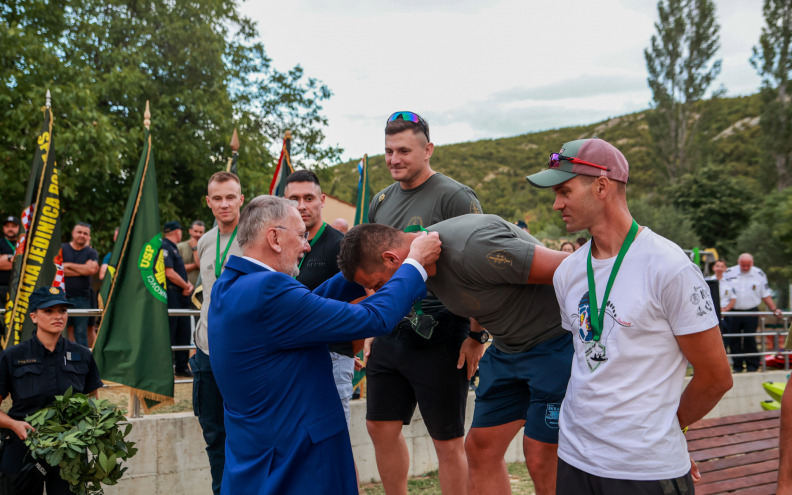 'Poskoci' proslavili 35 godina utrkom kajaka Zrmanjom: 'Spremni smo ovo pretvoriti u tradiciju...'