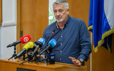 Žuvela u središtu političkih kontroverzi! ‘Svima nam prioritet treba biti Zadar i njegovi stanovnici’