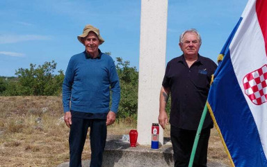 Kameni križevi sjećaju na žrtve komunizma