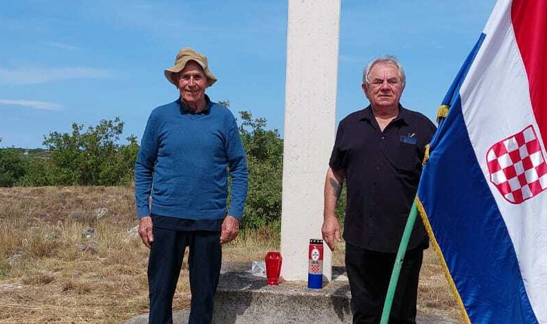 Kameni križevi sjećaju na žrtve komunizma