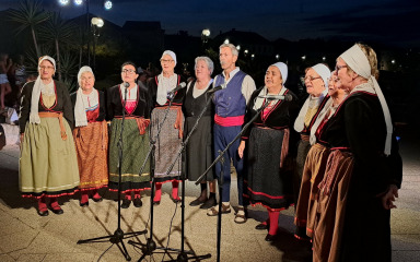 Tradicija, pjesma i smijeh obilježili 19. Otočku besidu u Preku