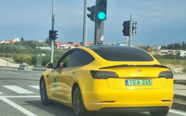 Taksisti iz Poljske i Mađarske voze turiste bez dozvola po Zadru i okolici!