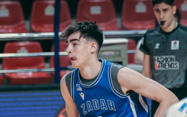 Luka Gulan potpisao prvi profesionalni ugovor