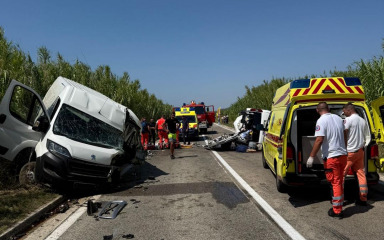 Teška nesreća na Pagu, vatrogasci izvlačili ozlijeđene! Troje prevezeno u bolnicu
