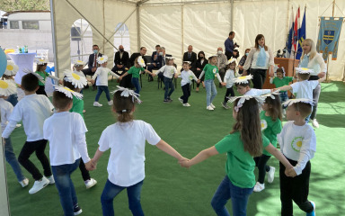 BABY BOOM Raste broj rođenih u općinama Poličnik, Sveti Filip i Jakov i Bibinje: ‘Isplaćujemo naknade…’