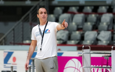 Trofejnog Marka Trninića na kormilu juniora mijenja Marko Selin