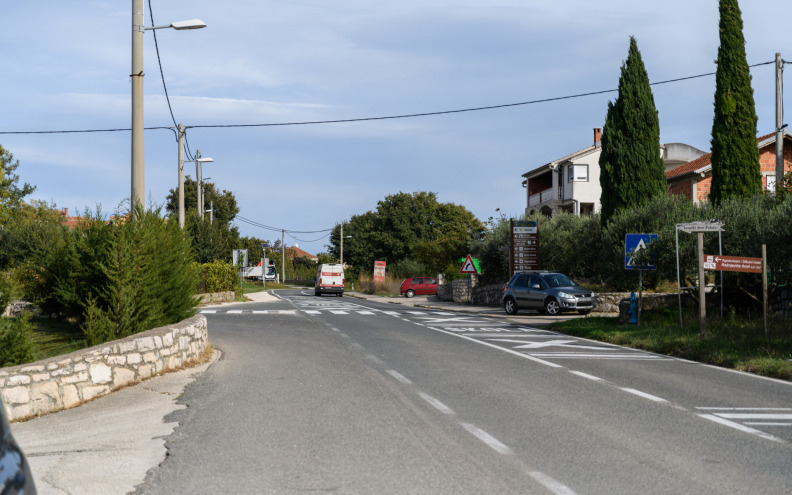 Općina Polača od Vlade dobila nekretnine za stambeno zbrinjavanje