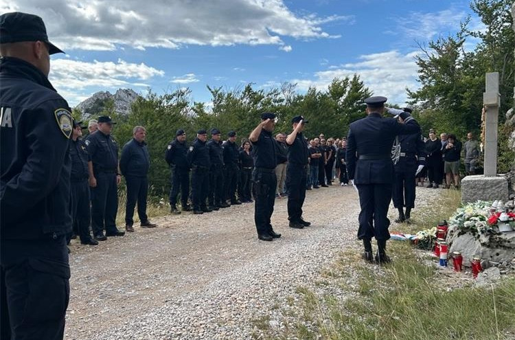 Obilježena 30. godišnjica pogibije pripadnika Specijalne jedinice Poskoci Ante Baljaka-Paje