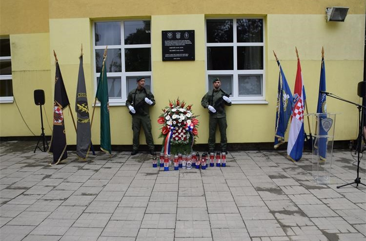 U Dardi obilježena 34. godišnjica smrtnog stradavanja hrvatskih policajaca