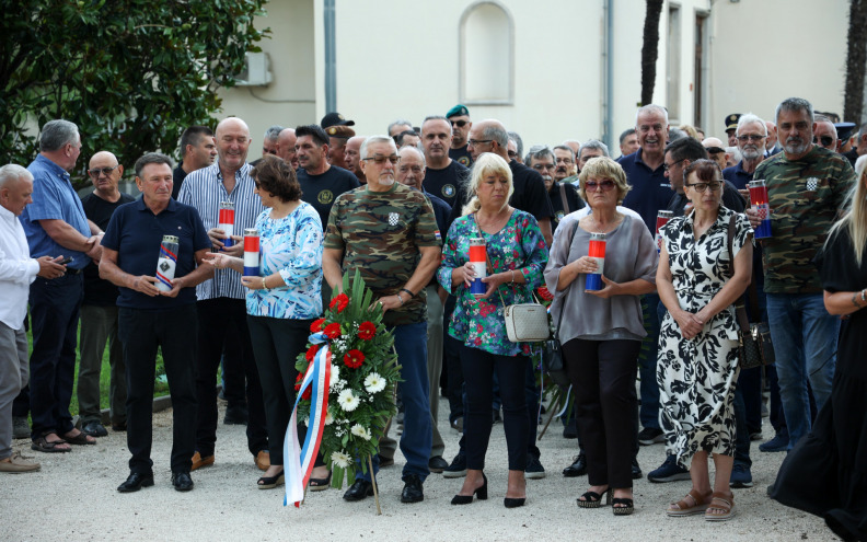 FOTO Položeni vijenci povodom Dana pobjede: 'Oluja je simbol jedinstva i snage hrvatskog naroda'