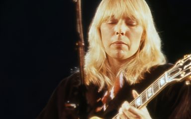 Anya Taylor-Joy će glumiti mladu Joni Mitchell u biografskom filmu Camerona Crowea