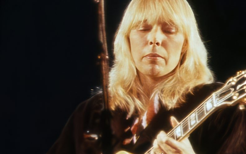 Anya Taylor-Joy će glumiti mladu Joni Mitchell u biografskom filmu Camerona Crowea