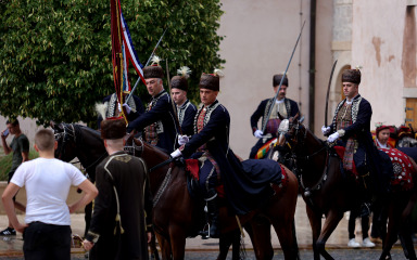 Zbog jake kiše, prekinuta 310. Sinjska alka